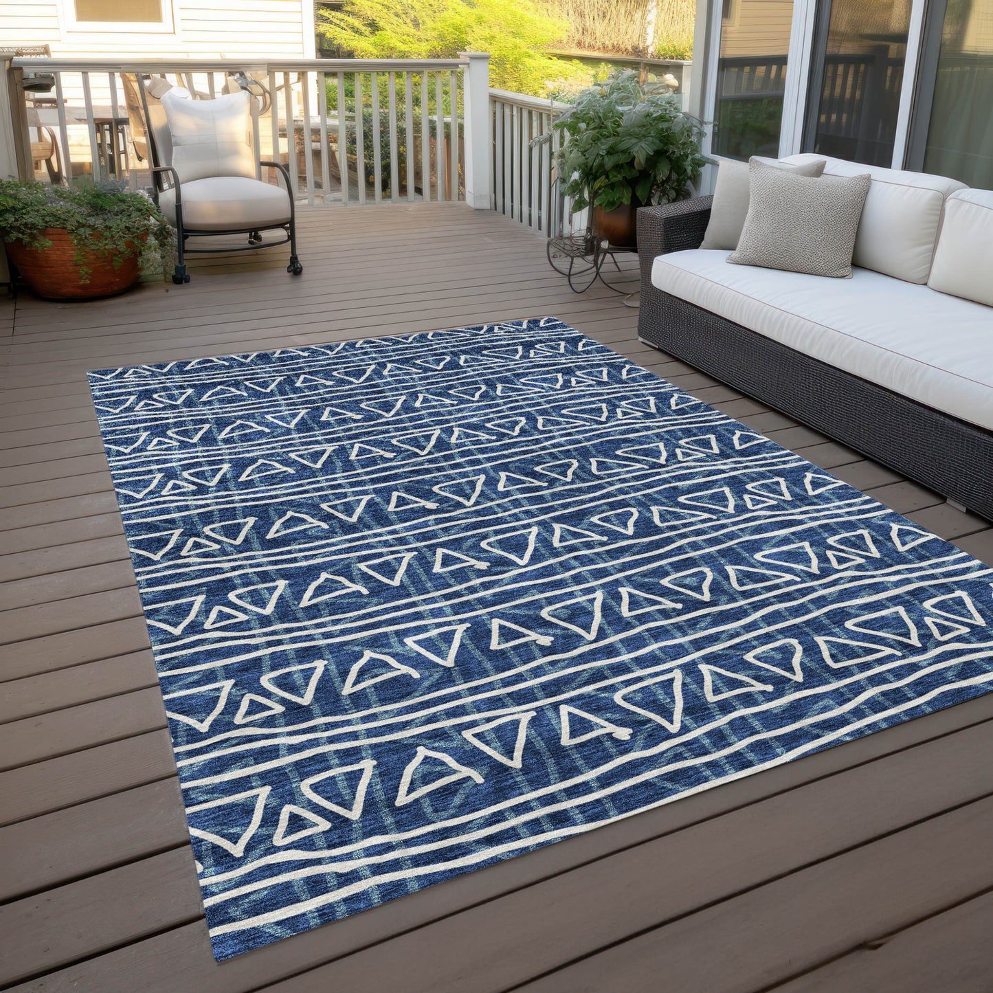 3' X 5' Navy Blue And Ivory Geometric Washable Indoor Outdoor Area Rug
